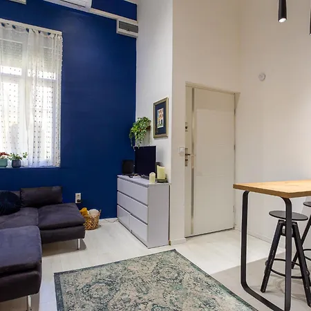 Cozy Corner In The Center 아파트 *